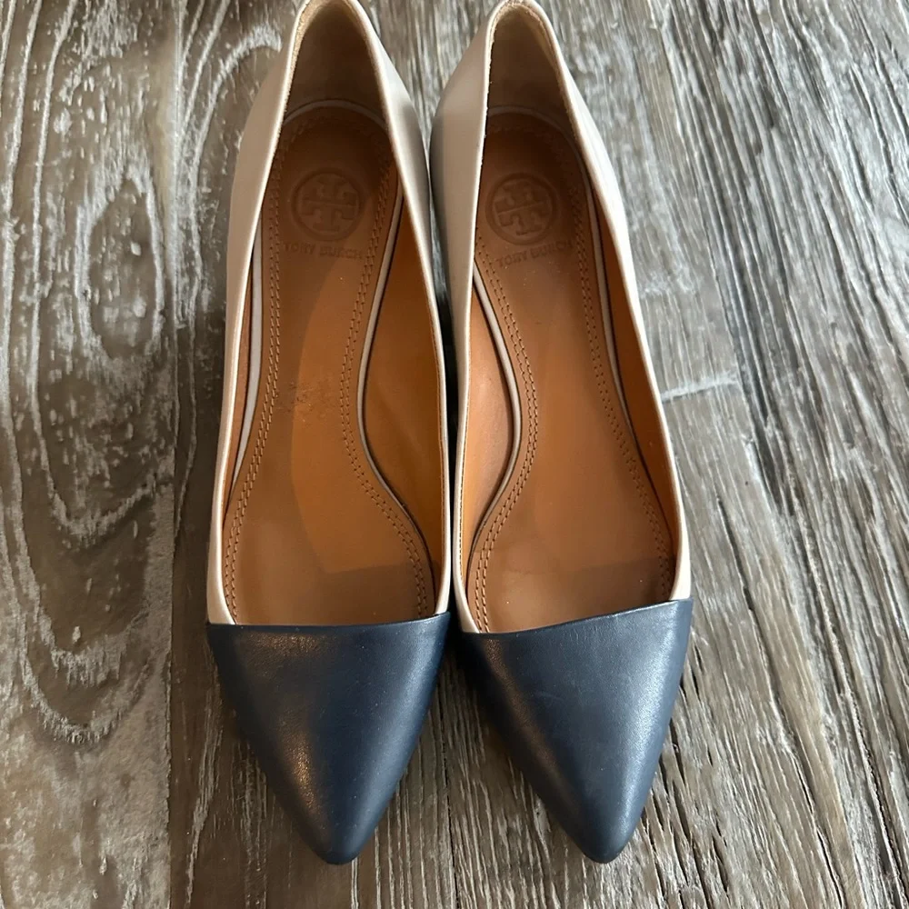 Tory Burch Blue and Cream Heels - Picture 5 of 5